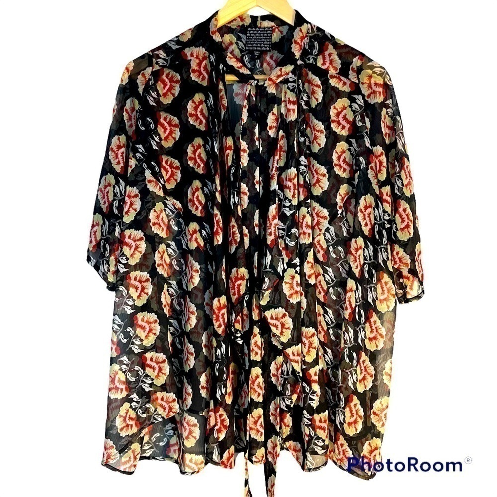 4 for $20 SALE! Alice In the Eve Bow Open Front Sheer Top, Black Floral, Size 8